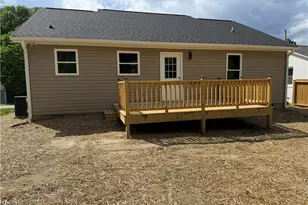 315 Small St, Thomasville, NC 27360 - Photo 10