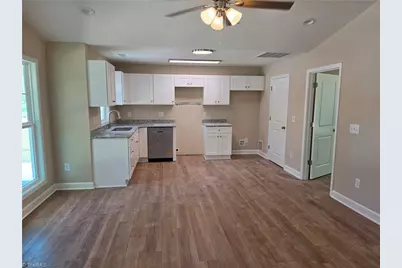 1400 Leonard Avenue, High Point, NC 27260 - Photo 2