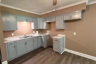 308 K St, North Wilkesboro, NC 28659 - Photo 4