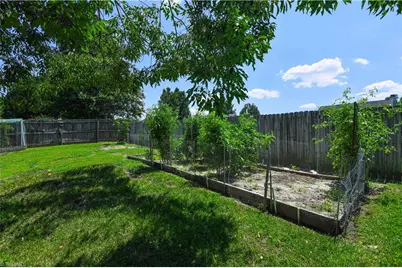 5607 Wellsley Drive W, Greensboro, NC 27407 - Photo 36