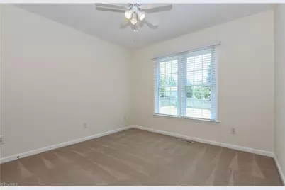 5607 Wellsley Drive W, Greensboro, NC 27407 - Photo 28