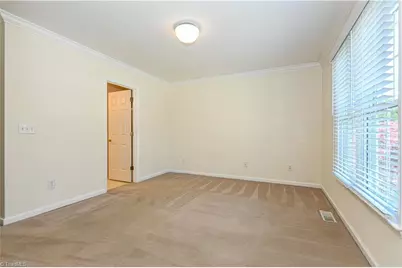 5607 Wellsley Drive W, Greensboro, NC 27407 - Photo 20