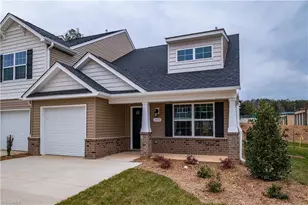 112 Tallwood Dr, Elkin, NC 28621 - Photo 2