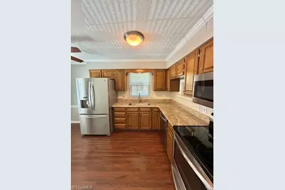 3789 Greenes Crossing, Greensboro, NC 27410 - Photo 10