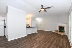 5934 W Friendly Ave, Greensboro, NC 27410 - Photo 10