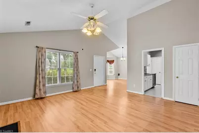 2325 Meadow Gate Drive, Greensboro, NC 27455 - Photo 6