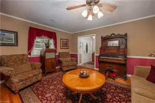 328 Oakgrove Rd, Asheboro, NC 27205 - Photo 16