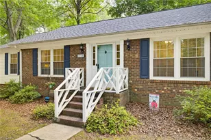 1711 Three Meadows Rd, Greensboro, NC 27455 - Photo 4