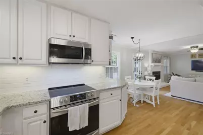 1711 Three Meadows Road, Greensboro, NC 27455 - Photo 12