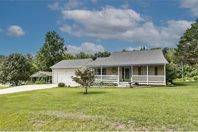 324 Deerfield Country Road, Randleman, NC 27317 - Photo 2