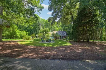 7707 Alcorn Road, Greensboro, NC 27409 - Photo 2