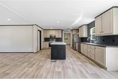 847 Walker Street, Reidsville, NC 27320 - Photo 16