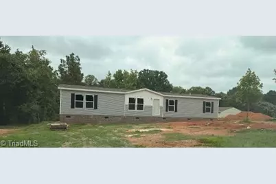 847 Walker Street, Reidsville, NC 27320 - Photo 2