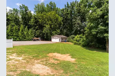1805 Travis Lane, Burlington, NC 27217 - Photo 42