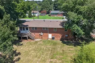 128 Englewood Dr, Archdale, NC 27263 - Photo 40