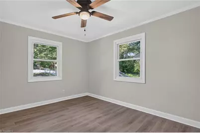 128 Englewood Drive, Archdale, NC 27263 - Photo 14