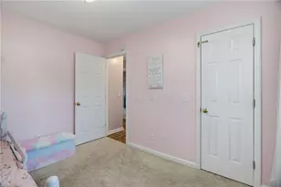 3701 Woodpark Dr, High Point, NC 27282 - Photo 24
