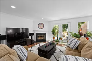 4552 Fernhaven Cir, Winston-Salem, NC 27104 - Photo 8