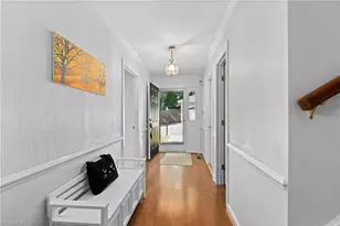 4552 Fernhaven Cir, Winston-Salem, NC 27104 - Photo 2