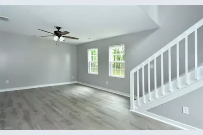 5832 Sir Knight Circle, Clemmons, NC 27012 - Photo 4