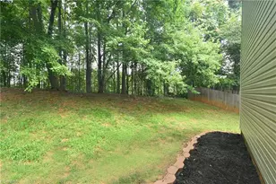 5832 Sir Knight Cir, Clemmons, NC 27012 - Photo 24