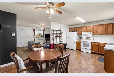 109 Poplar Lane, Thomasville, NC 27360 - Photo 10