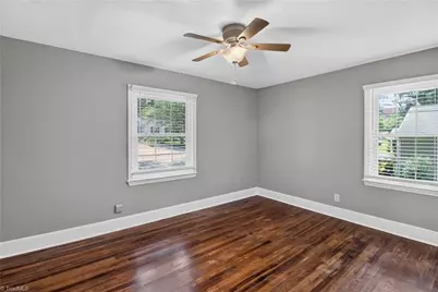 1912 Colonial Avenue, Greensboro, NC 27408 - Photo 14