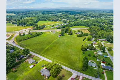 5398 B Reidsville Road, Walkertown, NC 27051 - Photo 34