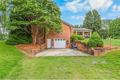 5398 B Reidsville Road, Walkertown, NC 27051 - Photo 28