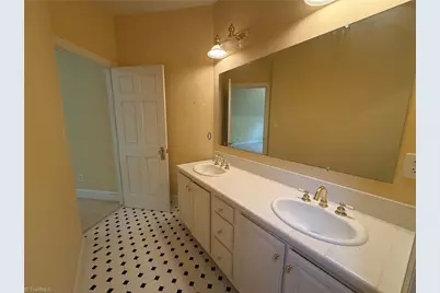 600 Barney Road, High Point, NC 27265 - Photo 22