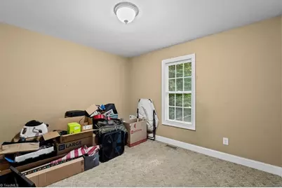 5919 Evelyn Lane, Pleasant Garden, NC 27313 - Photo 24