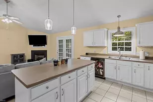 5919 Evelyn Ln, Pleasant Garden, NC 27313 - Photo 14
