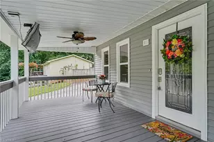 390 Woodhaven Shores Dr, Lexington, NC 27292 - Photo 4