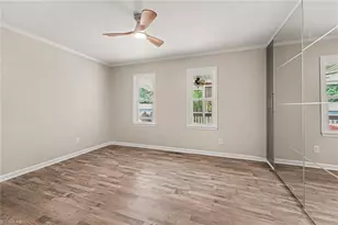 390 Woodhaven Shores Dr, Lexington, NC 27292 - Photo 14
