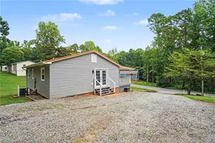 390 Woodhaven Shores Dr, Lexington, NC 27292 - Photo 24