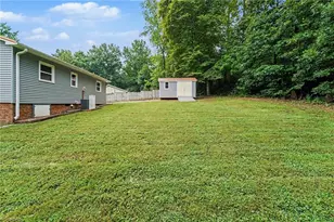 390 Woodhaven Shores Dr, Lexington, NC 27292 - Photo 22