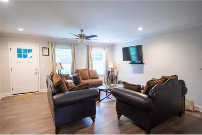 198 Quail Drive, Winston-Salem, NC 27105 - Photo 4