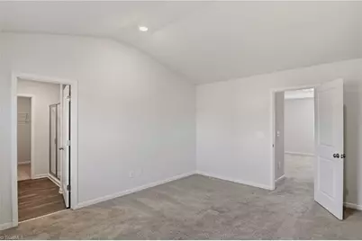 2106 Briar Run Drive, Greensboro, NC 27405 - Photo 20