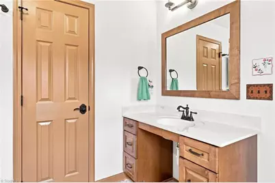 2052 Kennedy Road, Thomasville, NC 27360 - Photo 20