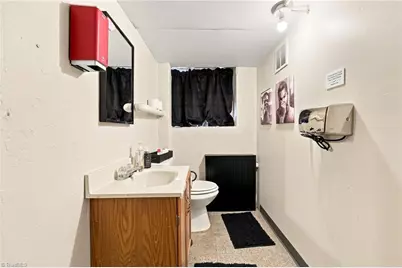 528 N Liberty Street, Winston-Salem, NC 27101 - Photo 24