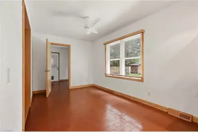 905 Northshore Court, High Point, NC 27265 - Photo 12