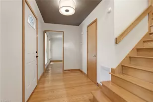 905 Northshore Ct, High Point, NC 27265 - Photo 4