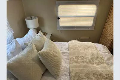 108 Robin Lane, New London, NC 28127 - Photo 12