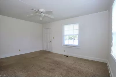 1320 Whitsett Street, Burlington, NC 27215 - Photo 18