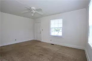 1320 Whitsett St, Burlington, NC 27215 - Photo 18