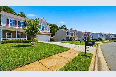 2016 Heron Pointe Drive, Whitsett, NC 27377 - Photo 2