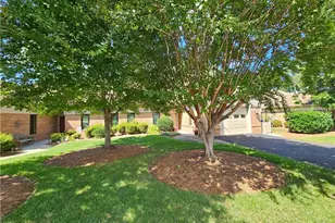 347 Hollybrook Dr, Bermuda Run, NC 27006 - Photo 2