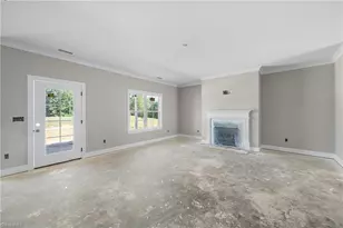 153 Canton Dr, Lexington, NC 27295 - Photo 4