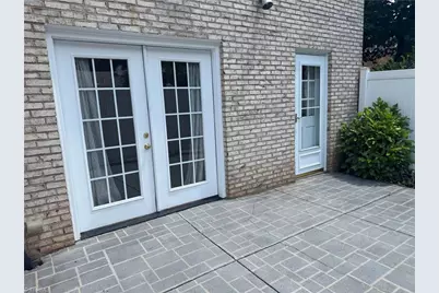 329 Hanover Arms Court, Winston-Salem, NC 27104 - Photo 10