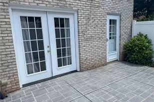 329 Hanover Arms Ct, Winston-Salem, NC 27104 - Photo 10